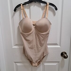 Wacoal Body Briefer Bodysuit 34D Beige Nude Neutral Shaping Strapless Women's
